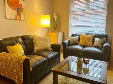 3 Bed House Close to MRI and Manchester University