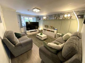 3 bed house for sale