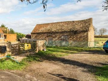 3 bed property for sale