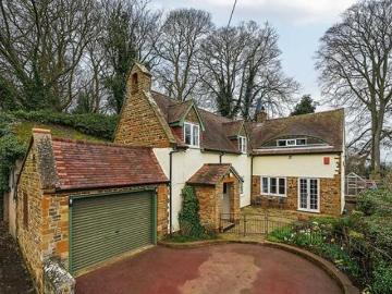 3 Bedroom Cottage For Sale In Teeton
