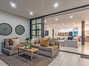 3 Bedroom Apartment to Rent in Midstream Estate