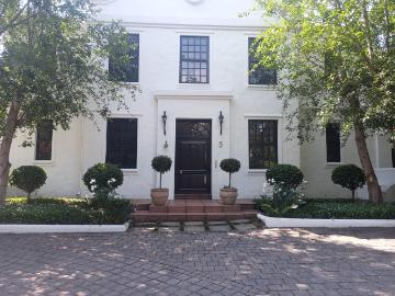 3 Bedroom Gated Estate To Let in Waterkloof Ridge