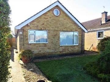 3 bedroom detached bungalow for sale in Canney Close...