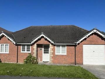 3 Bedroom Detached Bungalow For Sale In Glanamman, Ammanford