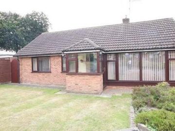 3 bedroom detached bungalow for sale in Eddowes Road IP6