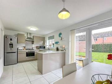 3 Bedroom Detached House For Sale In Ingleby Barwick