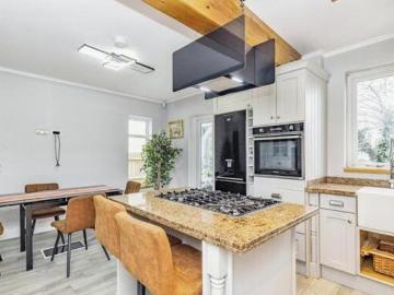 3 Bedroom Detached House For Sale In Watford