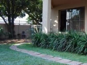 3 Bedroom Duplex in Magalieskruin