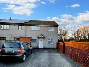 3 Bedroom End Of Terrace House For Sale In Burnley