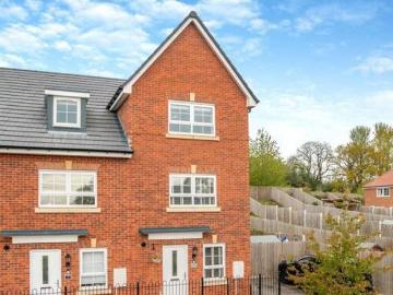 3 Bedroom End Of Terrace House For Sale In Lightmoor...