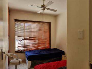 3 Bedroom Flat in Oos Einde
