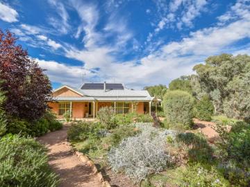 3 Bedroom House Beetaloo Valley SA 101909312