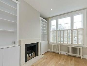 3 bedroom house for rent in Barlby Gardens London W10