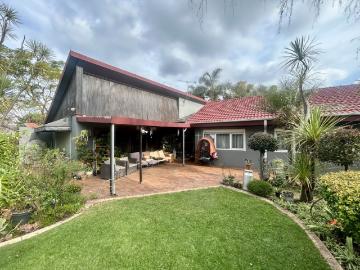 3 Bedroom House For Sale in Florida Park