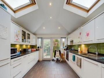 3 Bedroom House For Sale In Haywards Heath