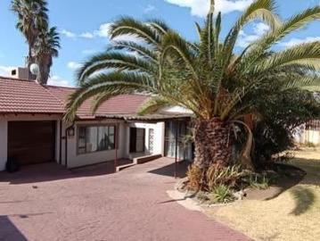3 Bedroom House in Birch Acres