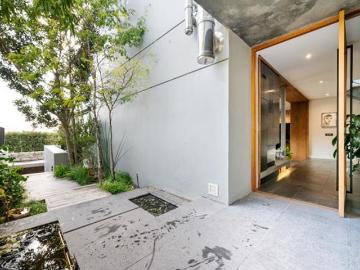 4 Bedroom House in Higgovale