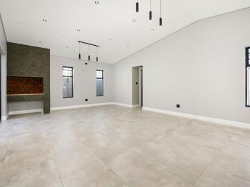 3 Bedroom House in Mount Pleasant