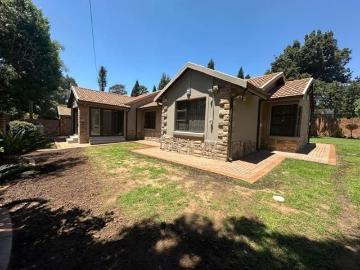 3 Bedroom House in Rynfield