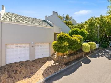 3 Bedroom House in Van Riebeeckshof