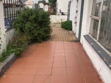 3 bedroom house on the market in bezvalley