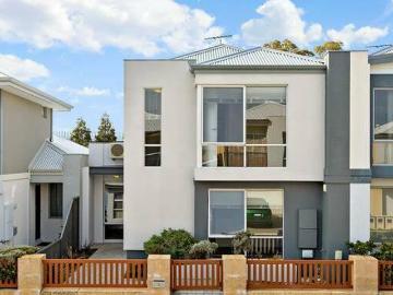 3 Bedroom Home Close to Transport