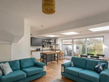 3 Bedroom Semi detached Bungalow For Sale In Heaton