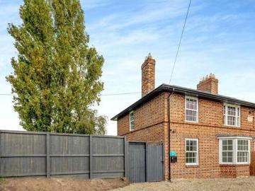 3 Bedroom Semi detached House For Sale In Tattenhall
