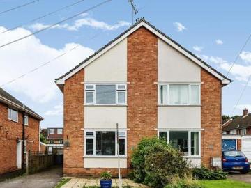 3 Bedroom Semi detached House For Sale In Waterlooville,...