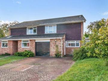 3 Bedroom Semi detached House For Sale In Winchester,...
