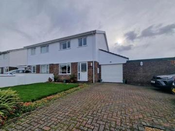 3 Bedroom Semi detached House For Sale In Pembroke Dock,...