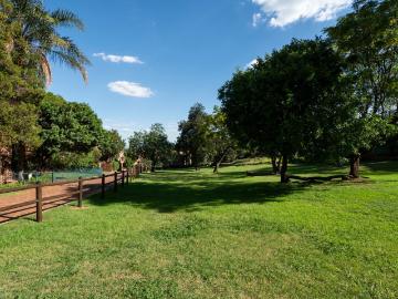 3 Bedroom Townhouse For Sale in Glenvista