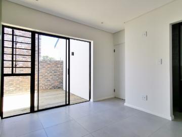 3 Bedroom Townhouse For Sale in Lorraine