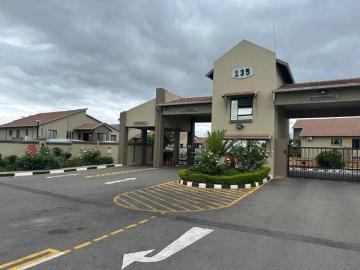 3 Bedroom Townhouse in North Riding