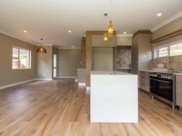 3 Bedroom Townhouse in Lorraine