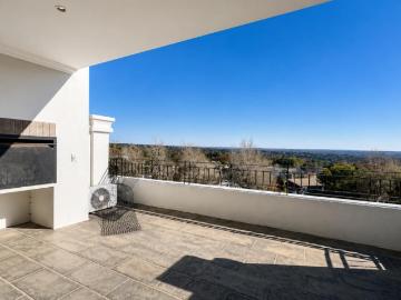 3 Bedroom townhouse sectional to rent in Bryanston, Sandton