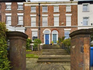 3 bedroom terraced house