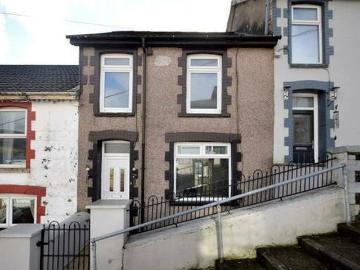 3 bedroom terraced house for sale in 8 Coronation Street...
