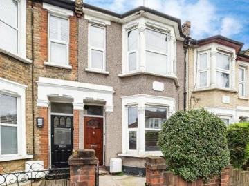 3 Bedroom Terraced House For Sale In Chingford