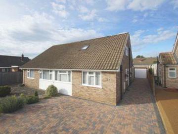 3 Bedrooms Bungalow for sale in Oakley Park, Bexley DA5