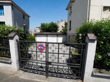3 Boxs Avec Terrain