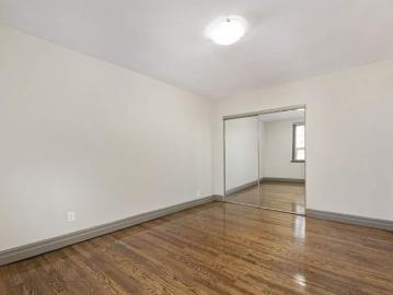 3 Broadway Avenue 1 Bedroom Apartment for Rent at 3...