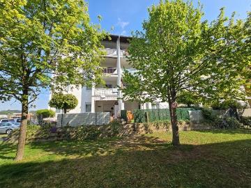 3 Raumwohnung Nähe Schulzentrum mit Loggia im obersten...
