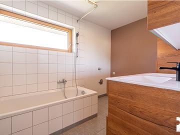 3 ZIMMER WOHNUNG MIT GROSSZÜGIGEM BALKON IN GÖTZIS