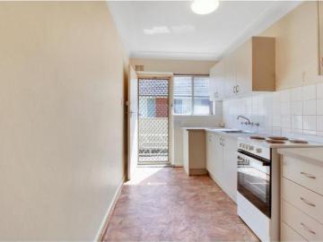 3 / 52 Hillcrest Street, Wollongong, New South Wales...