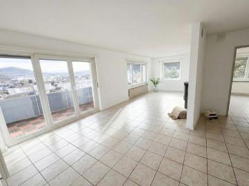 4.5 Zimmer, 90 m², 1. Stock