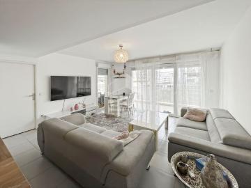 T4 80 m² Terrasse 44 m² Dernier étage Euromed