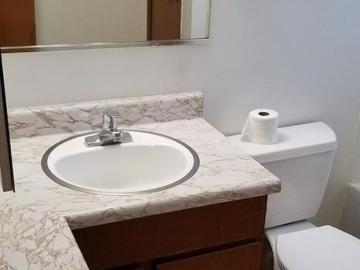 TAC 622 1 Bedroom Apartment for Rent at 622 S Steele St,...