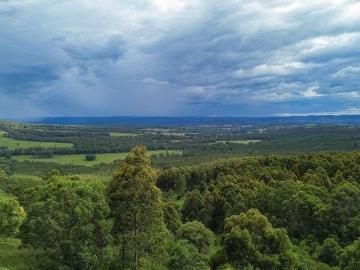 TARA OAKS Two Homes on 6 Titles What a cracking location...