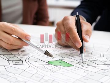 Terrain commercial de 633 m en plein bld quartier...